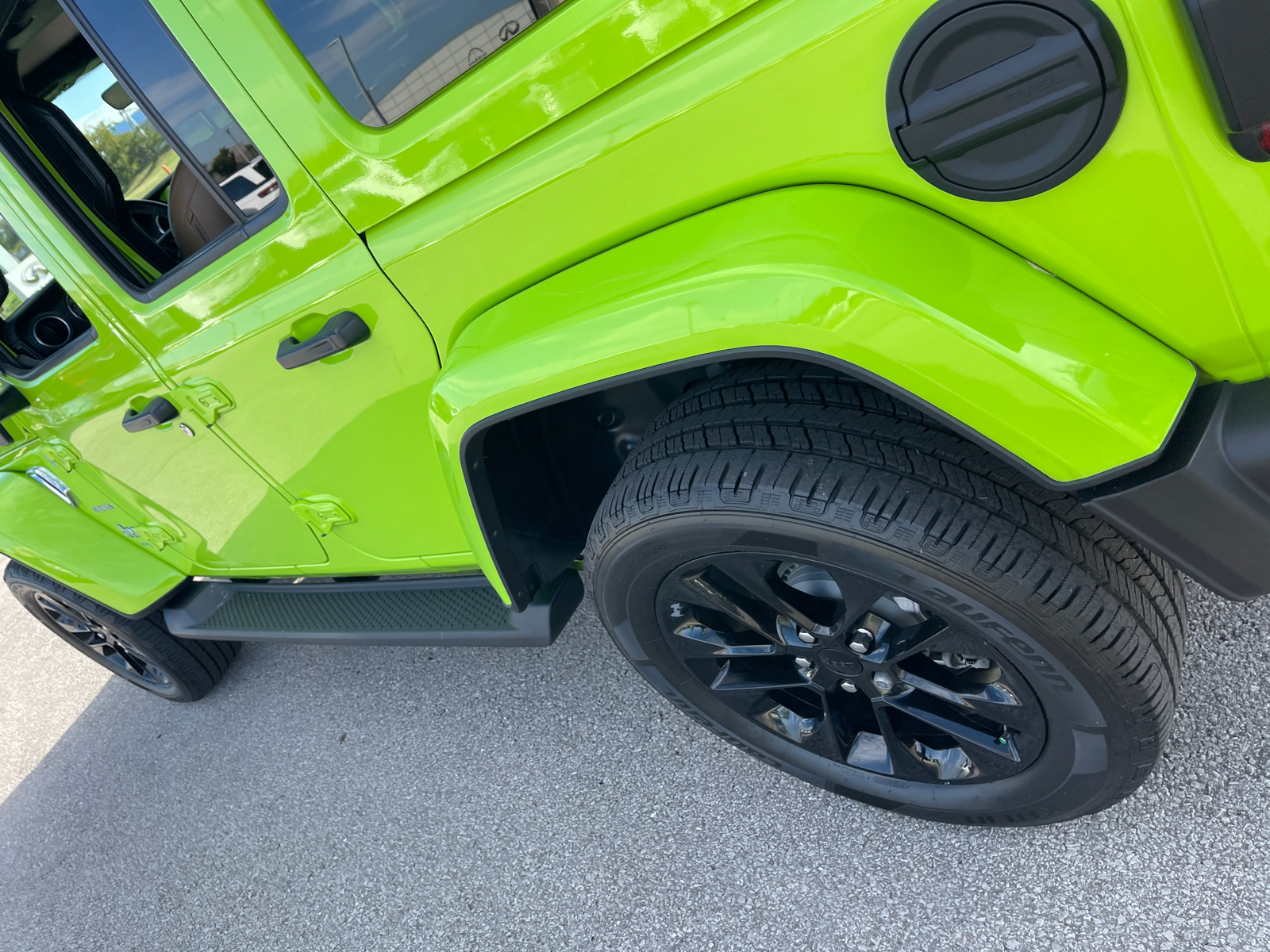 2021 Jeep Wrangler 4xe Unlimited Sahara 6