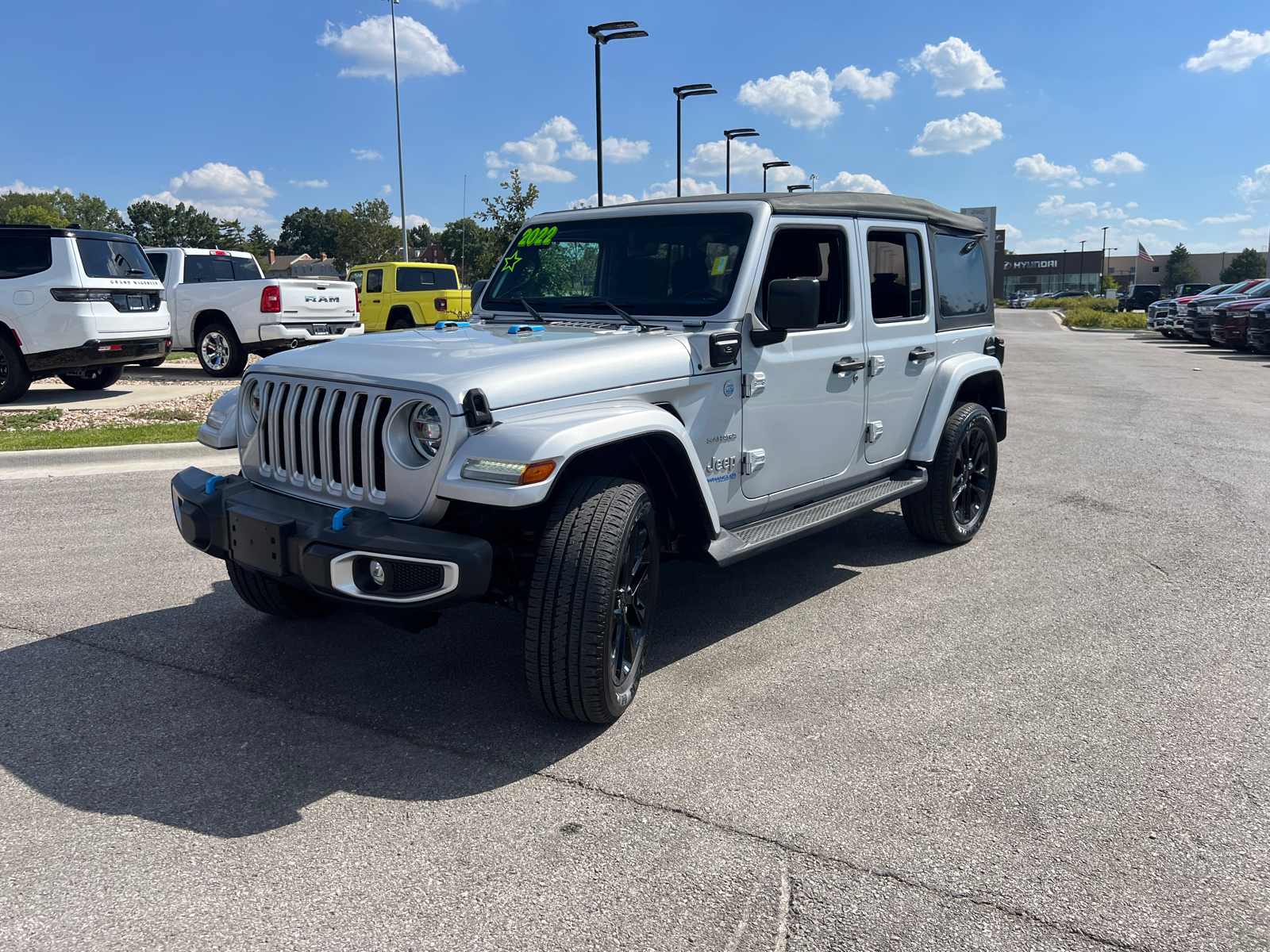 2022 Jeep Wrangler 4xe Unlimited Sahara 4