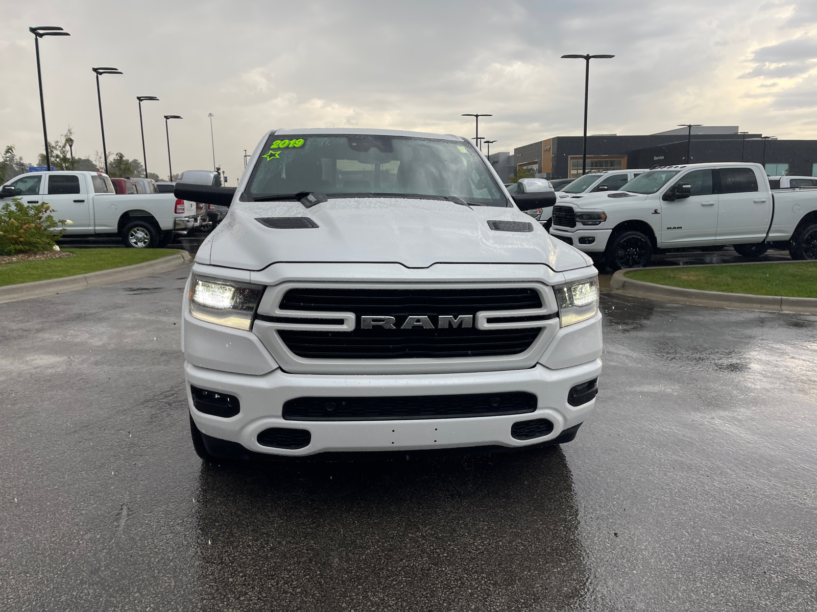 2019 Ram 1500 Laramie 4x4 Quad Cab 64 Box 3