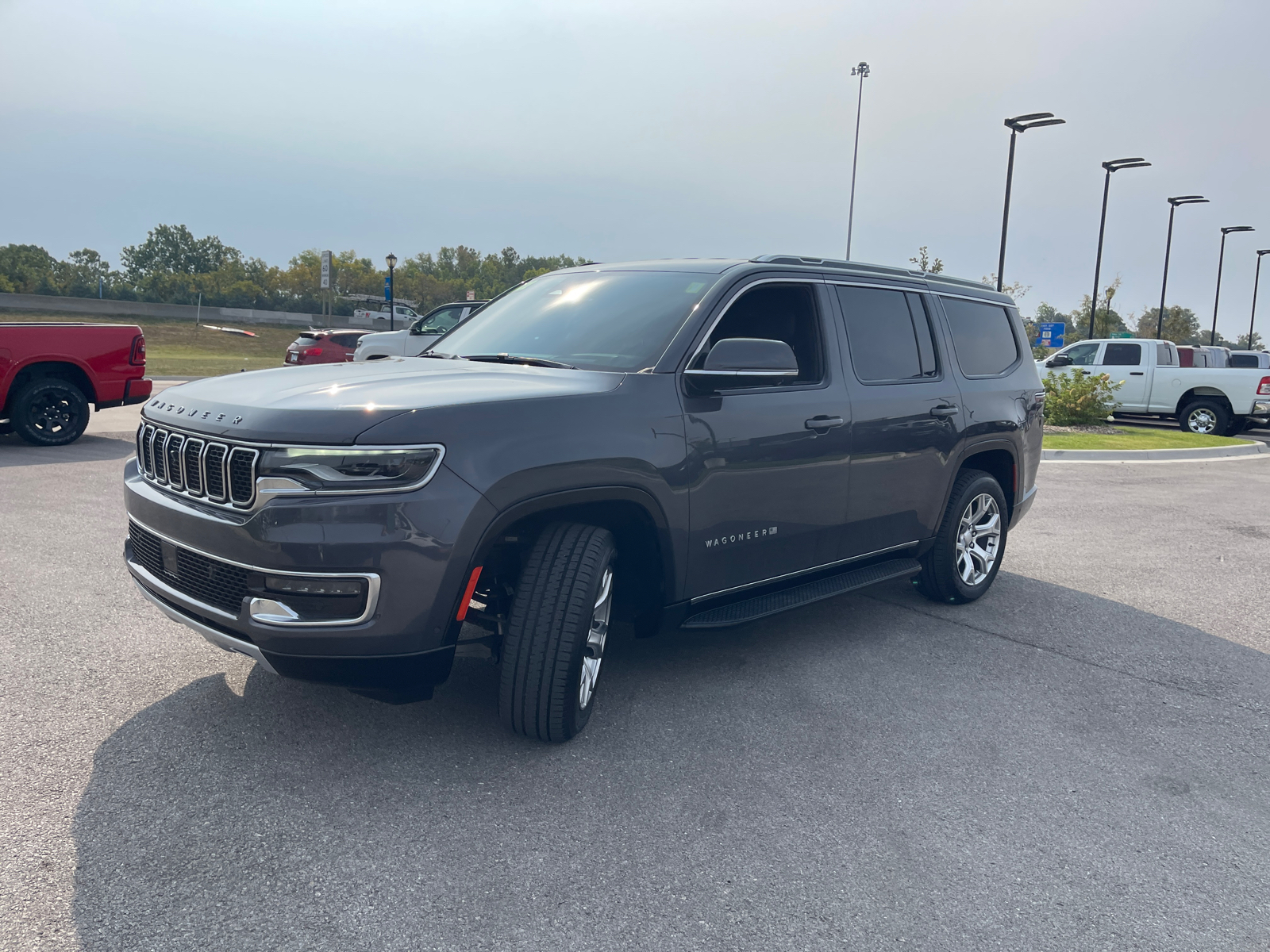 2022 Jeep Wagoneer Series II 4