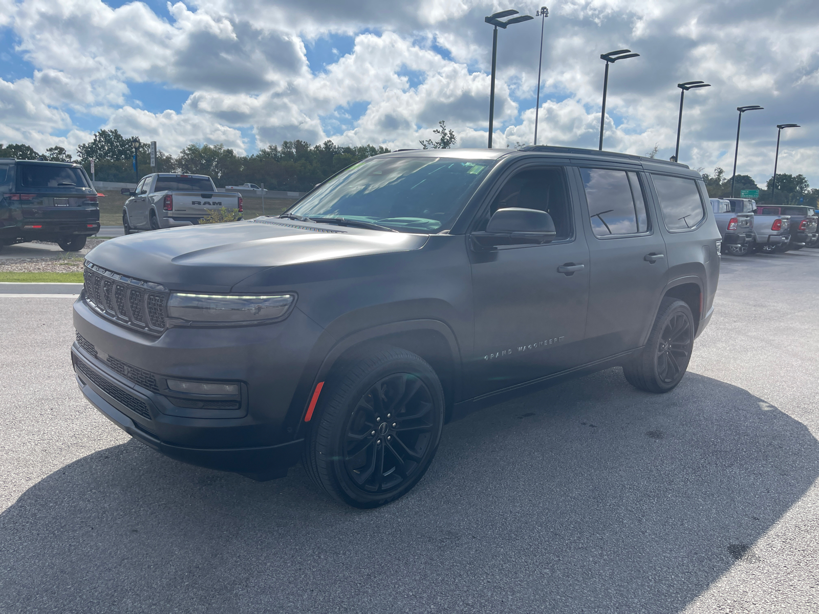 2022 Jeep Grand Wagoneer Series II Obsidian 4