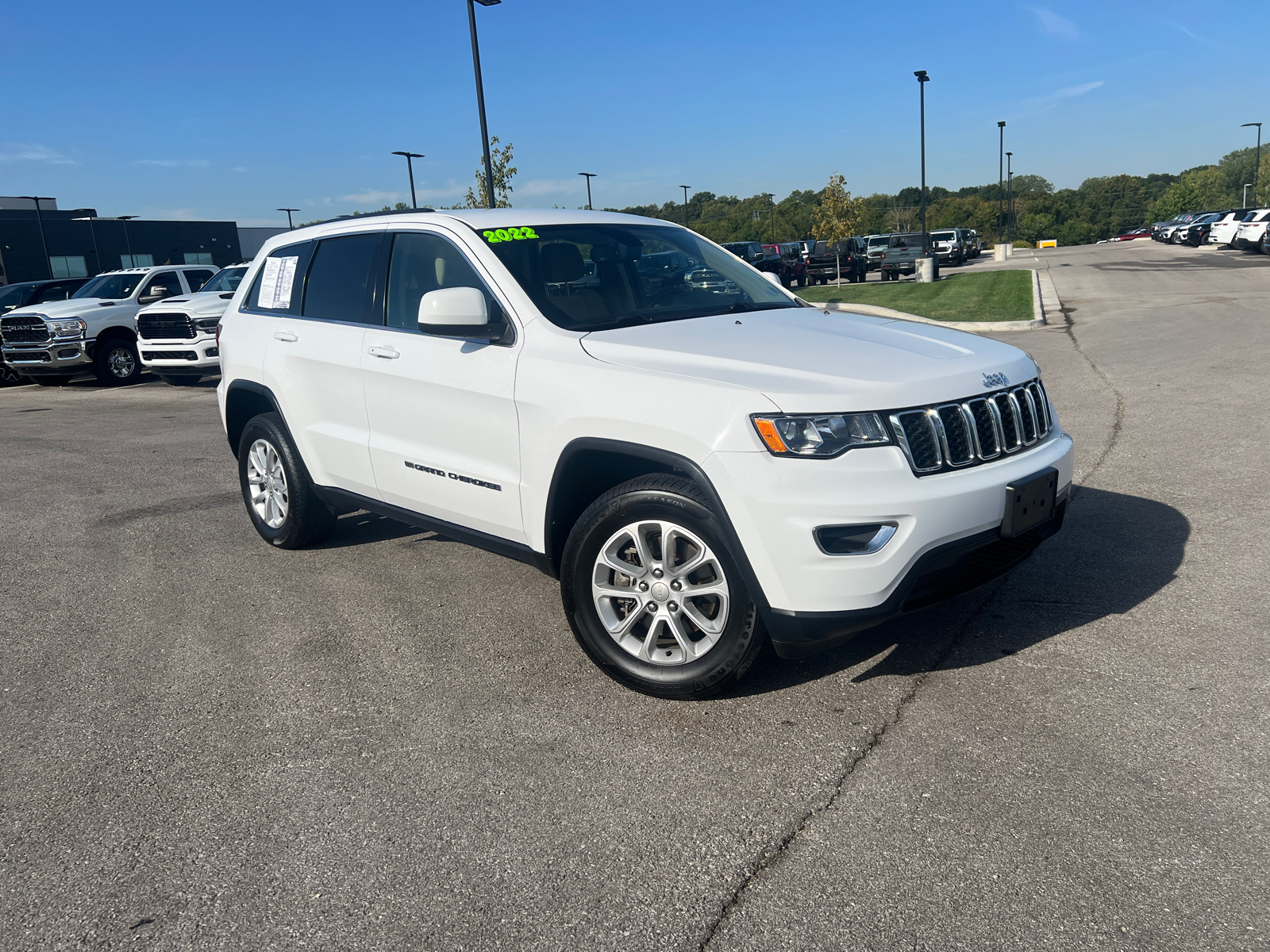 2022 Jeep Grand Cherokee WK Laredo E 1