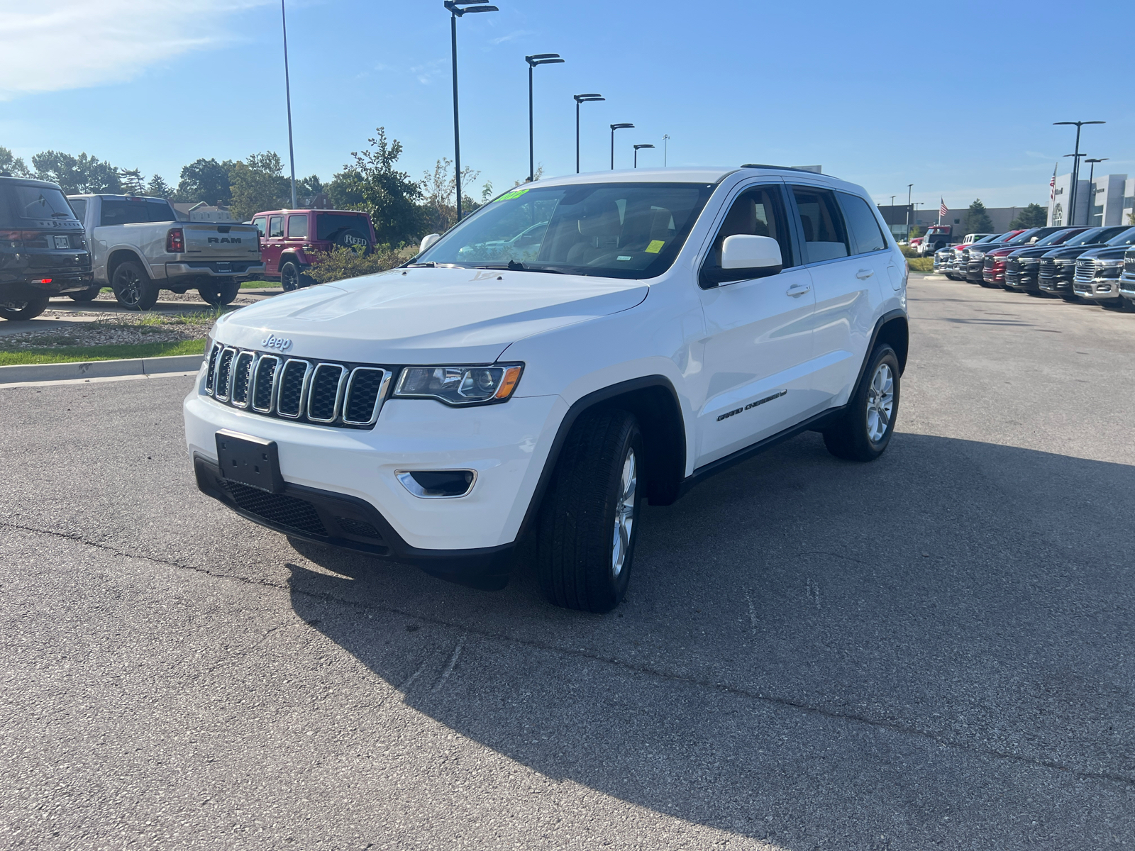 2022 Jeep Grand Cherokee WK Laredo E 4