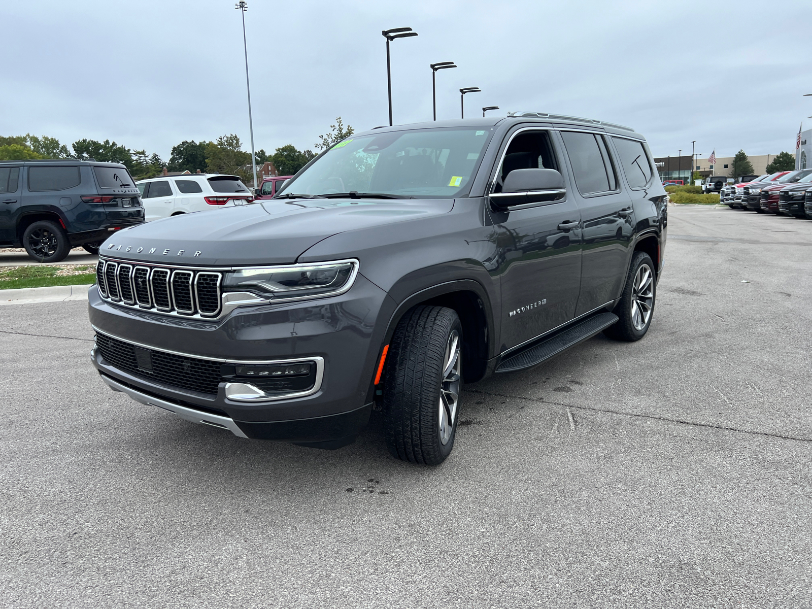 2022 Jeep Wagoneer Series II 4