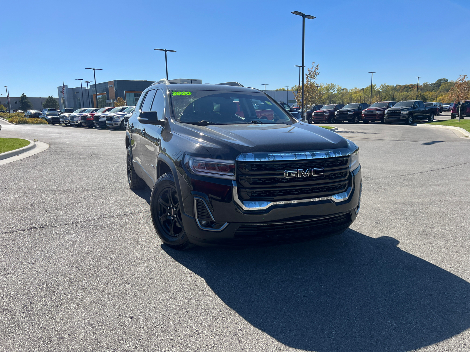 2020 GMC Acadia AT4 2