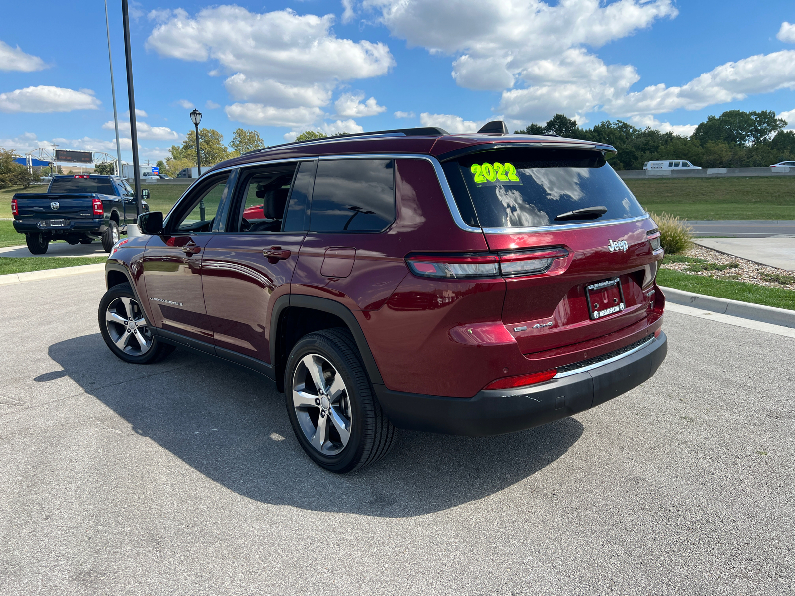 2022 Jeep Grand Cherokee L Limited 7