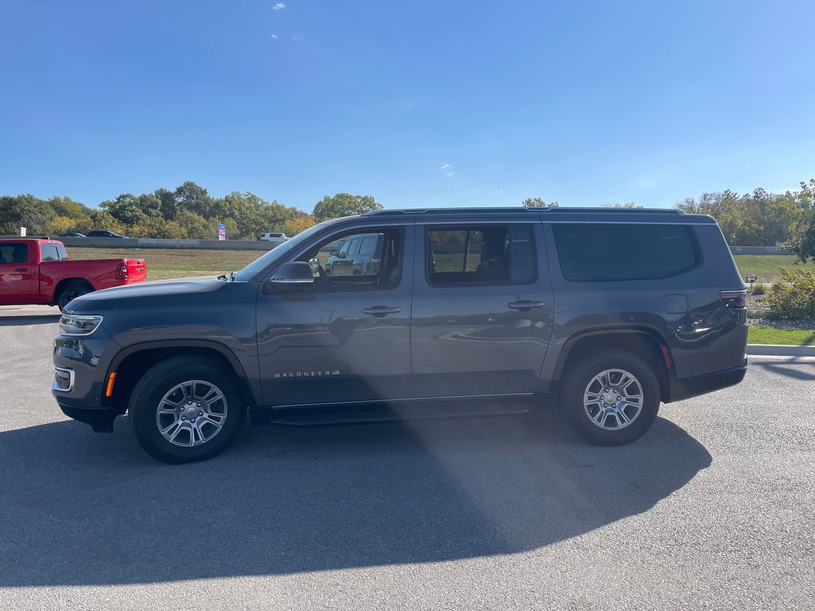 2023 Jeep Wagoneer L  5