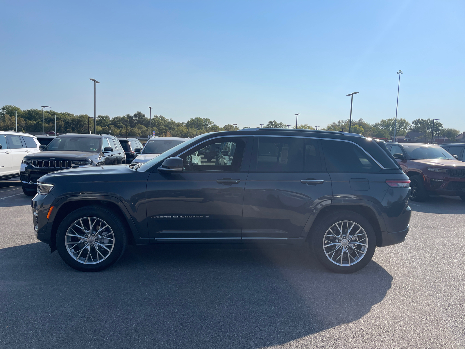 2022 Jeep Grand Cherokee Summit 5