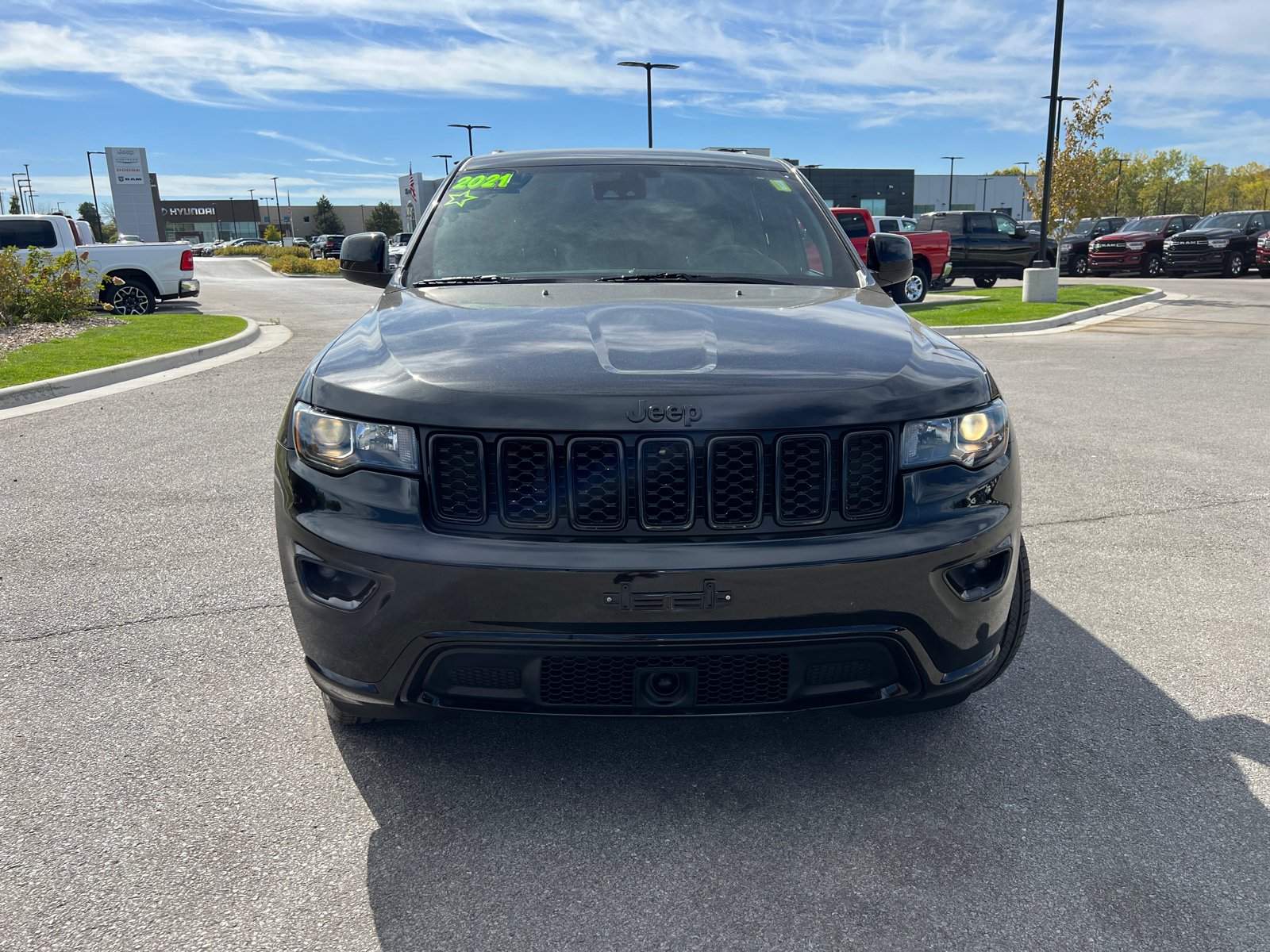 2021 Jeep Grand Cherokee Laredo X 3