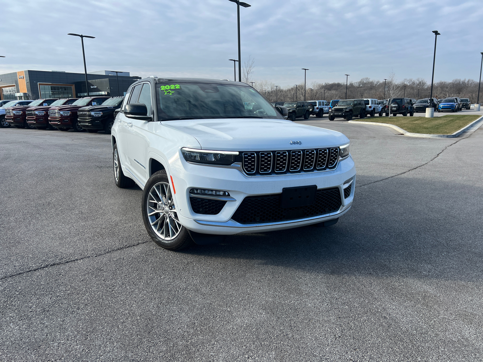 2022 Jeep Grand Cherokee 4xe Summit 2