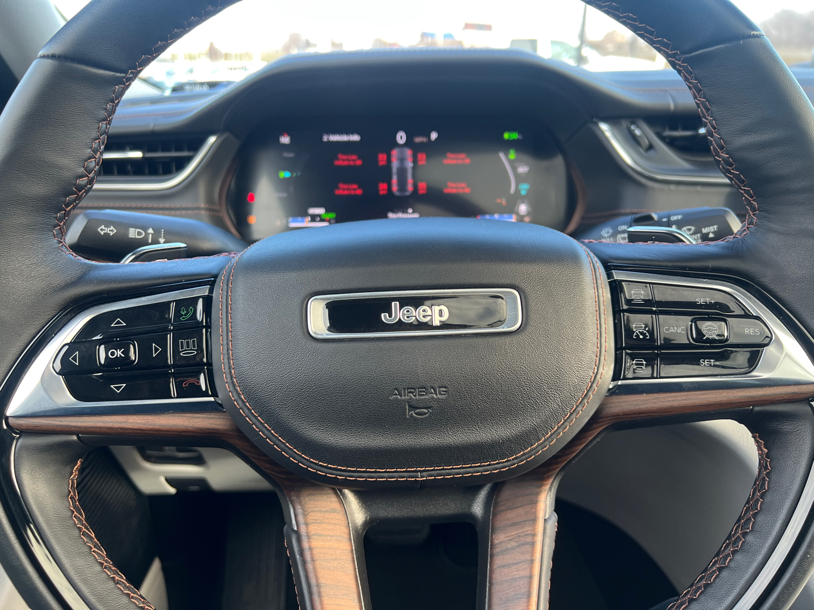 2022 Jeep Grand Cherokee 4xe Summit 25