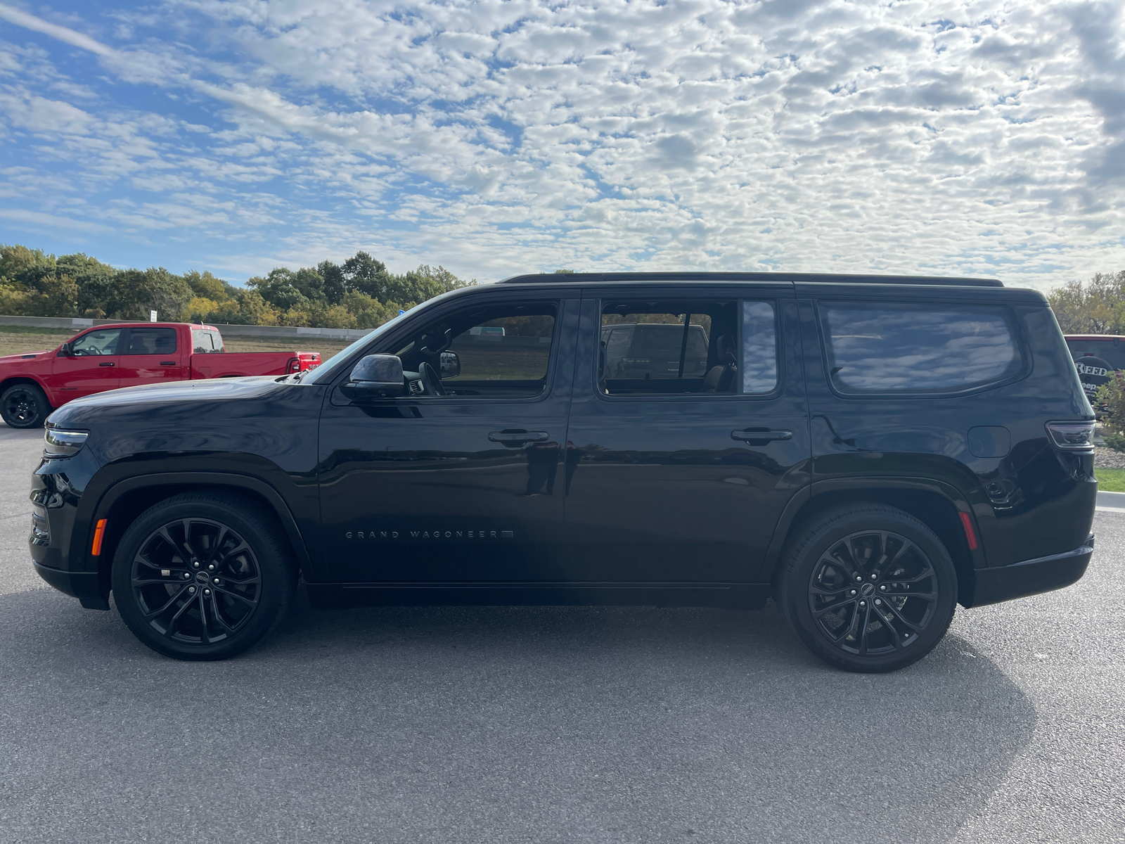 2022 Jeep Grand Wagoneer Series II 5