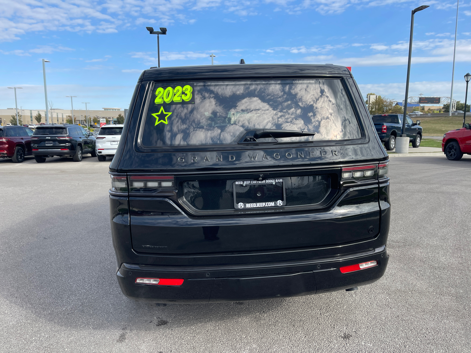 2022 Jeep Grand Wagoneer Series II 8