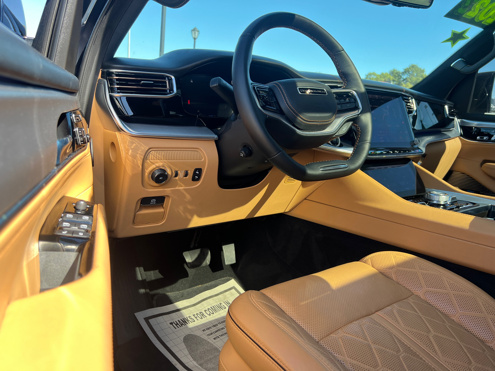 2023 Jeep Grand Wagoneer L Series III 20