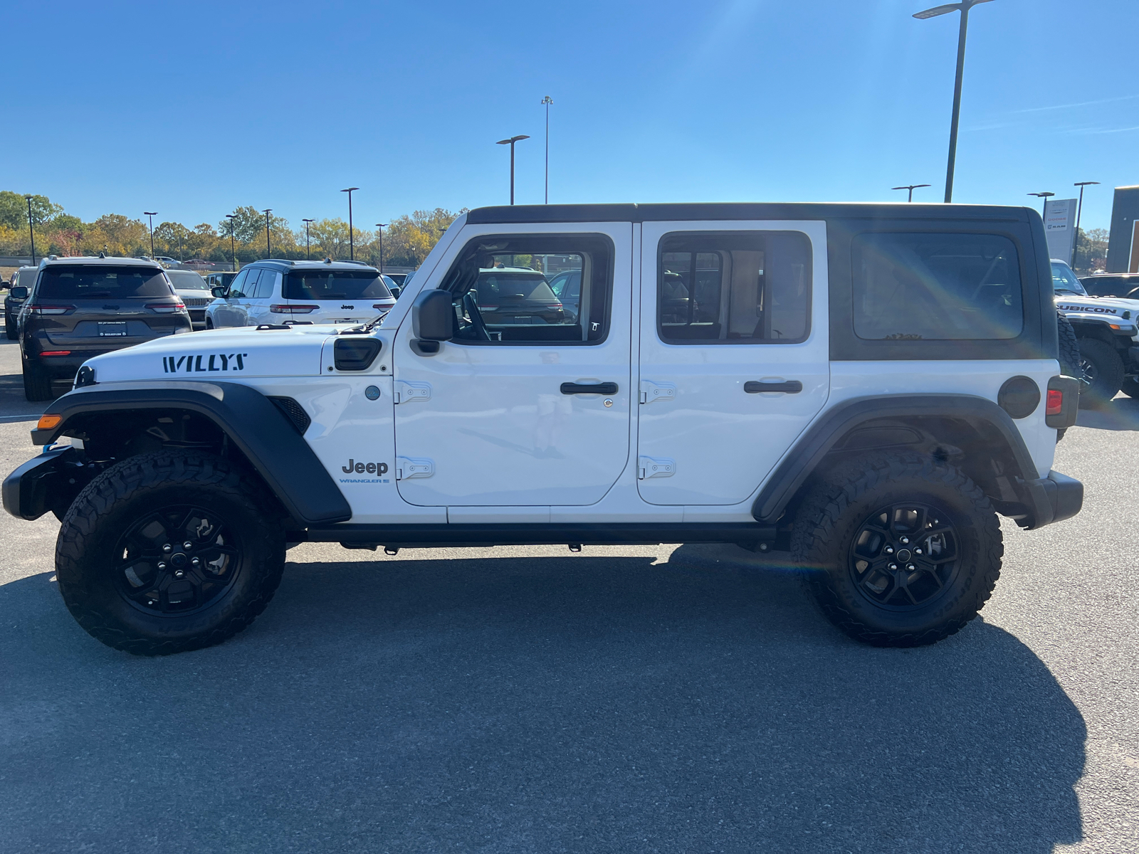 2024 Jeep Wrangler 4xe Willys 5