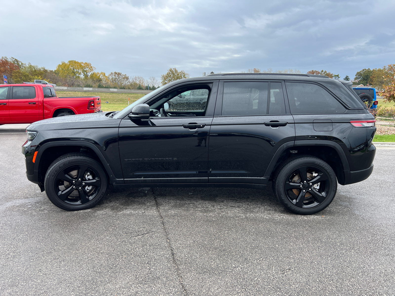 2023 Jeep Grand Cherokee Altitude 5