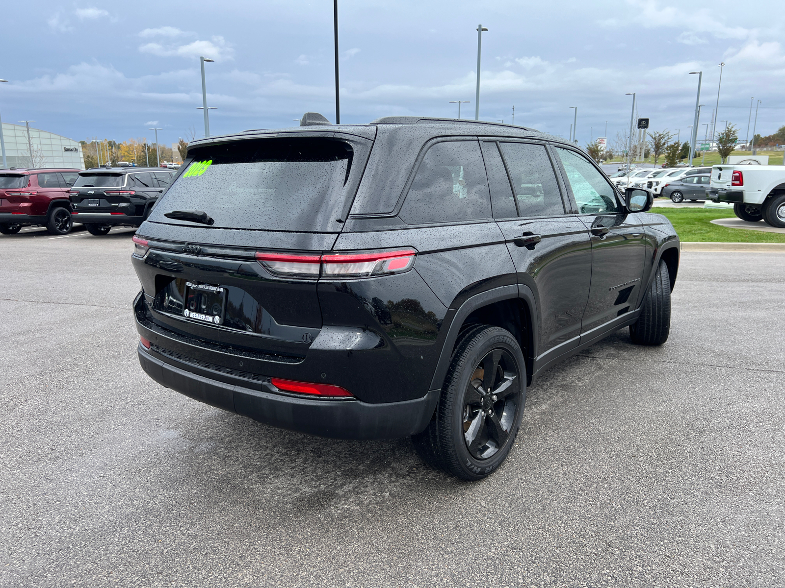 2023 Jeep Grand Cherokee Altitude 9