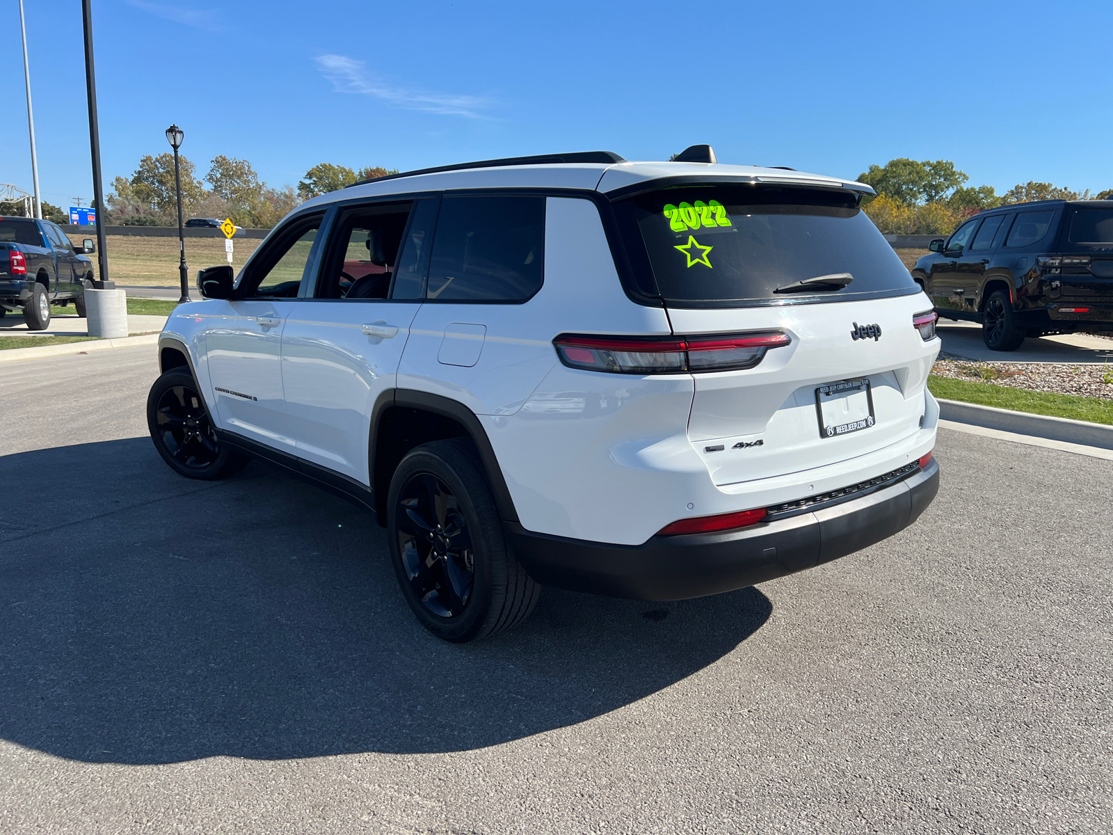 2022 Jeep Grand Cherokee L Altitude 7