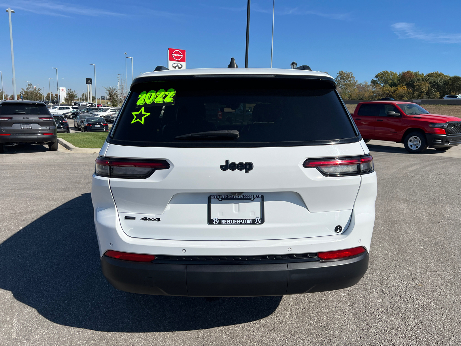 2022 Jeep Grand Cherokee L Altitude 8