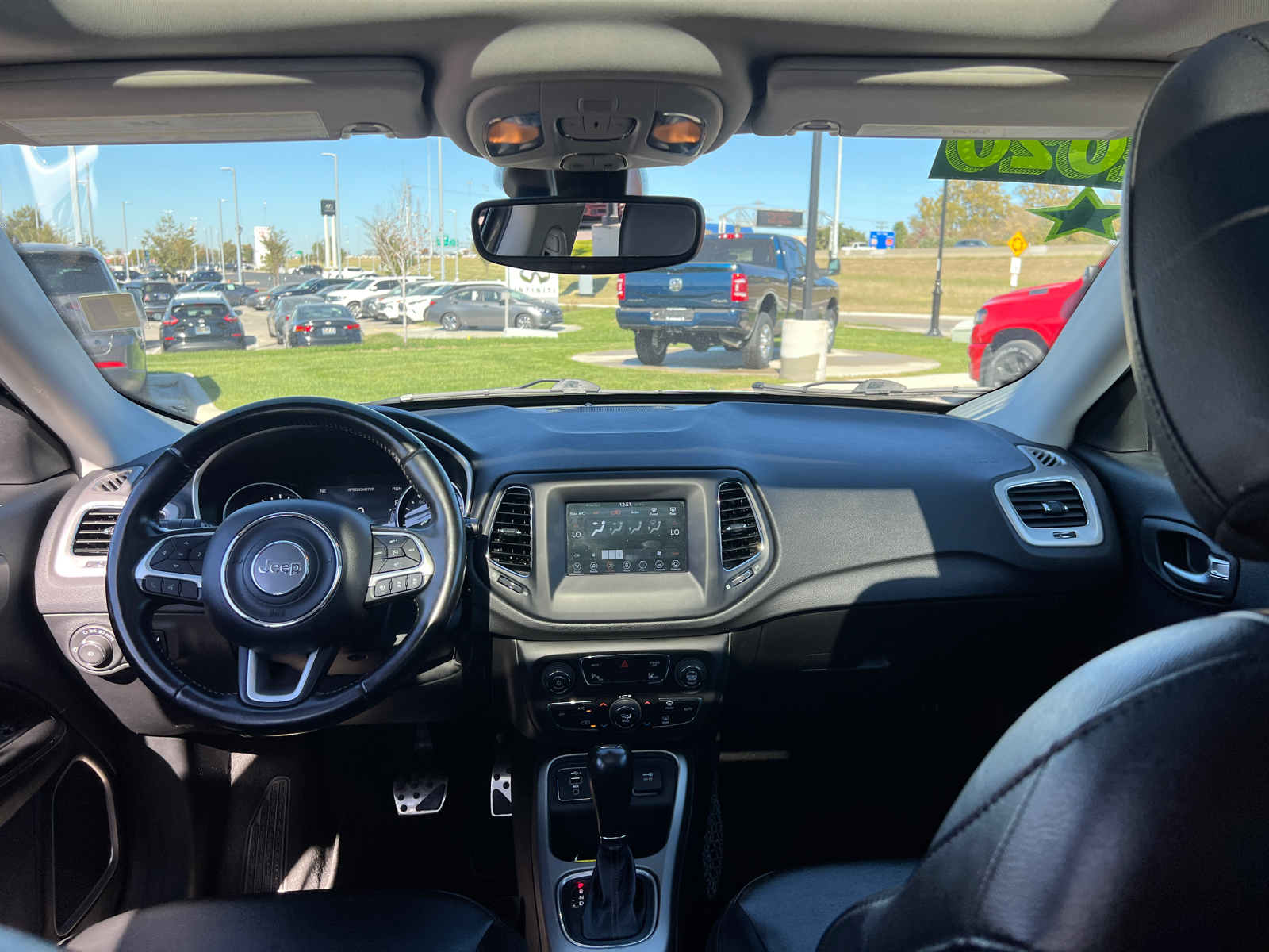 2020 Jeep Compass Latitude w/Sun/Safety Pkg 13