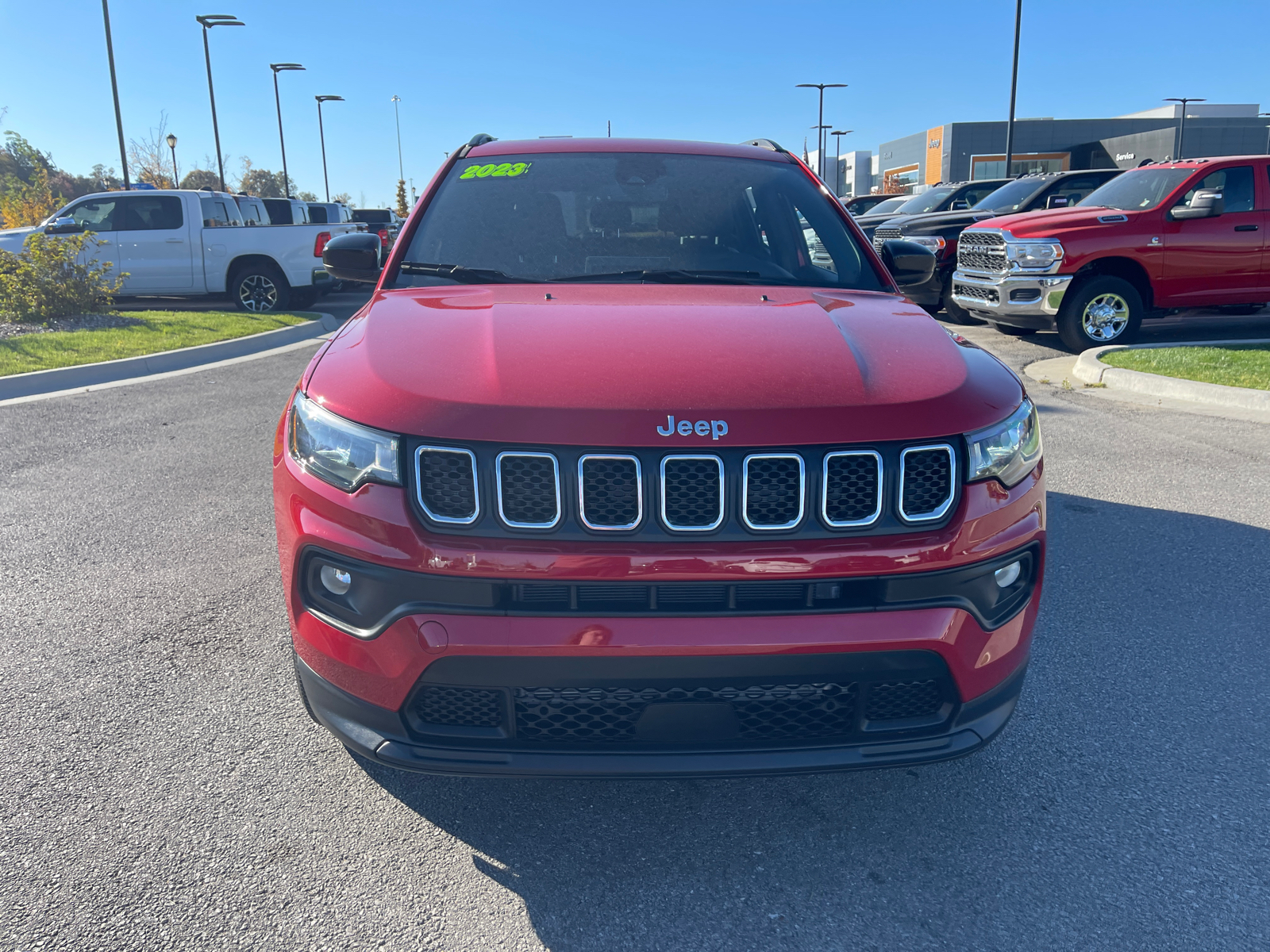 2023 Jeep Compass Latitude Lux 3