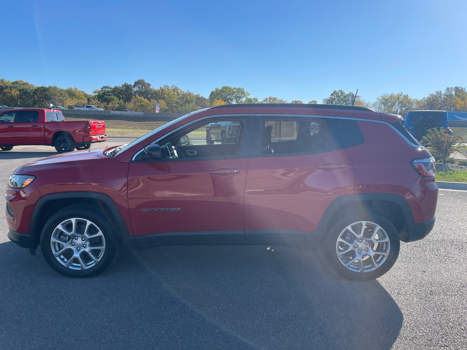 2023 Jeep Compass Latitude Lux 5