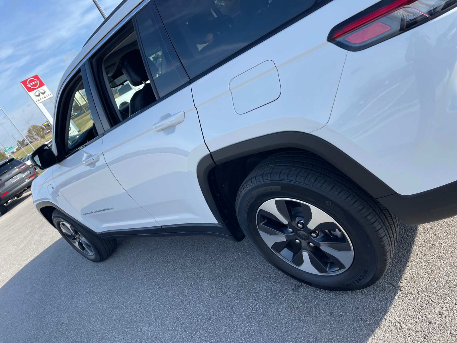 2023 Jeep Grand Cherokee 4xe  6