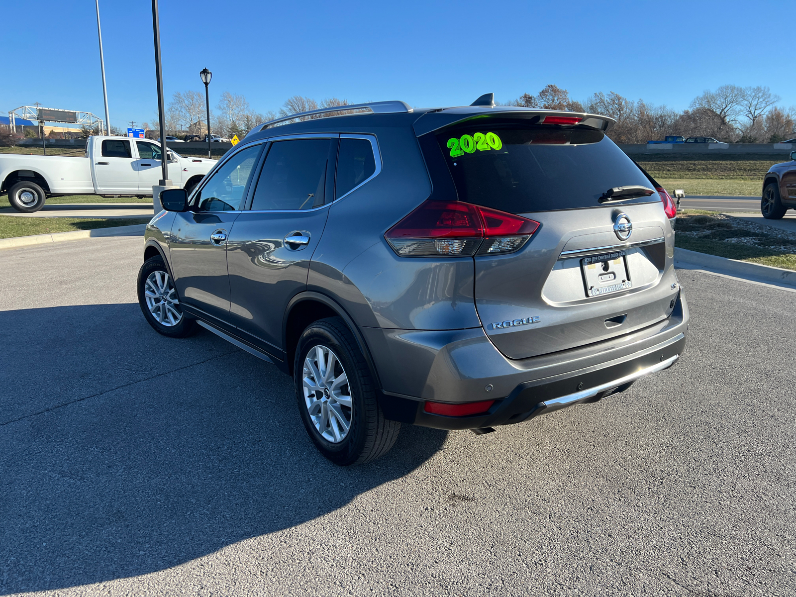 2020 Nissan Rogue SV 7