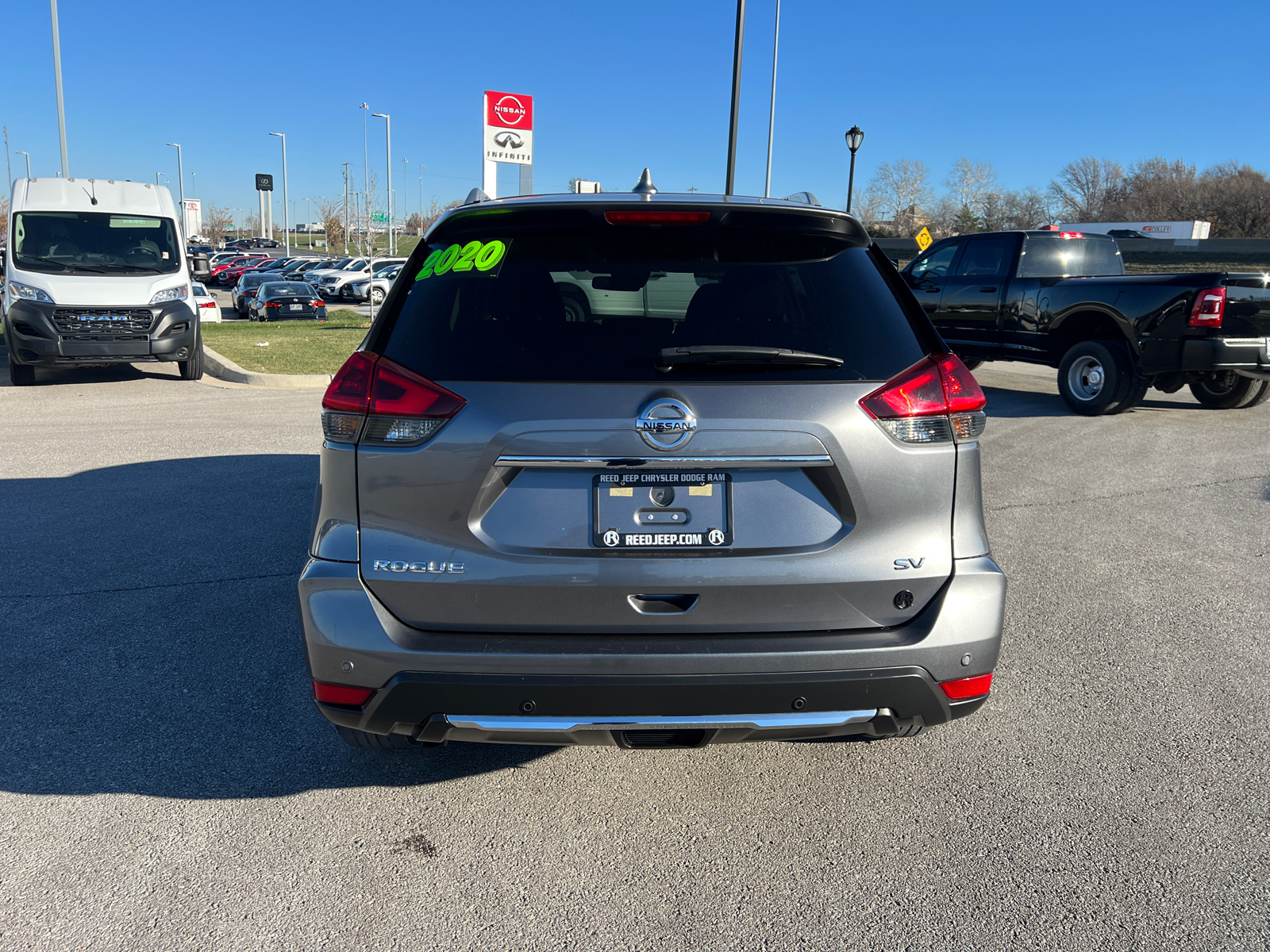 2020 Nissan Rogue SV 8