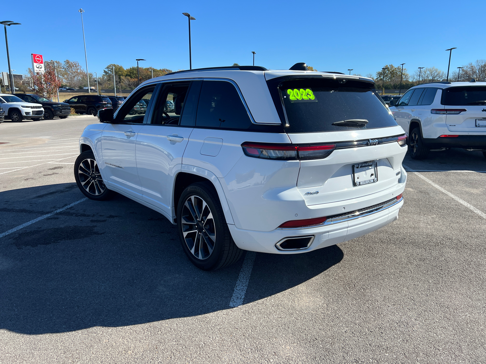 2023 Jeep Grand Cherokee Overland 7