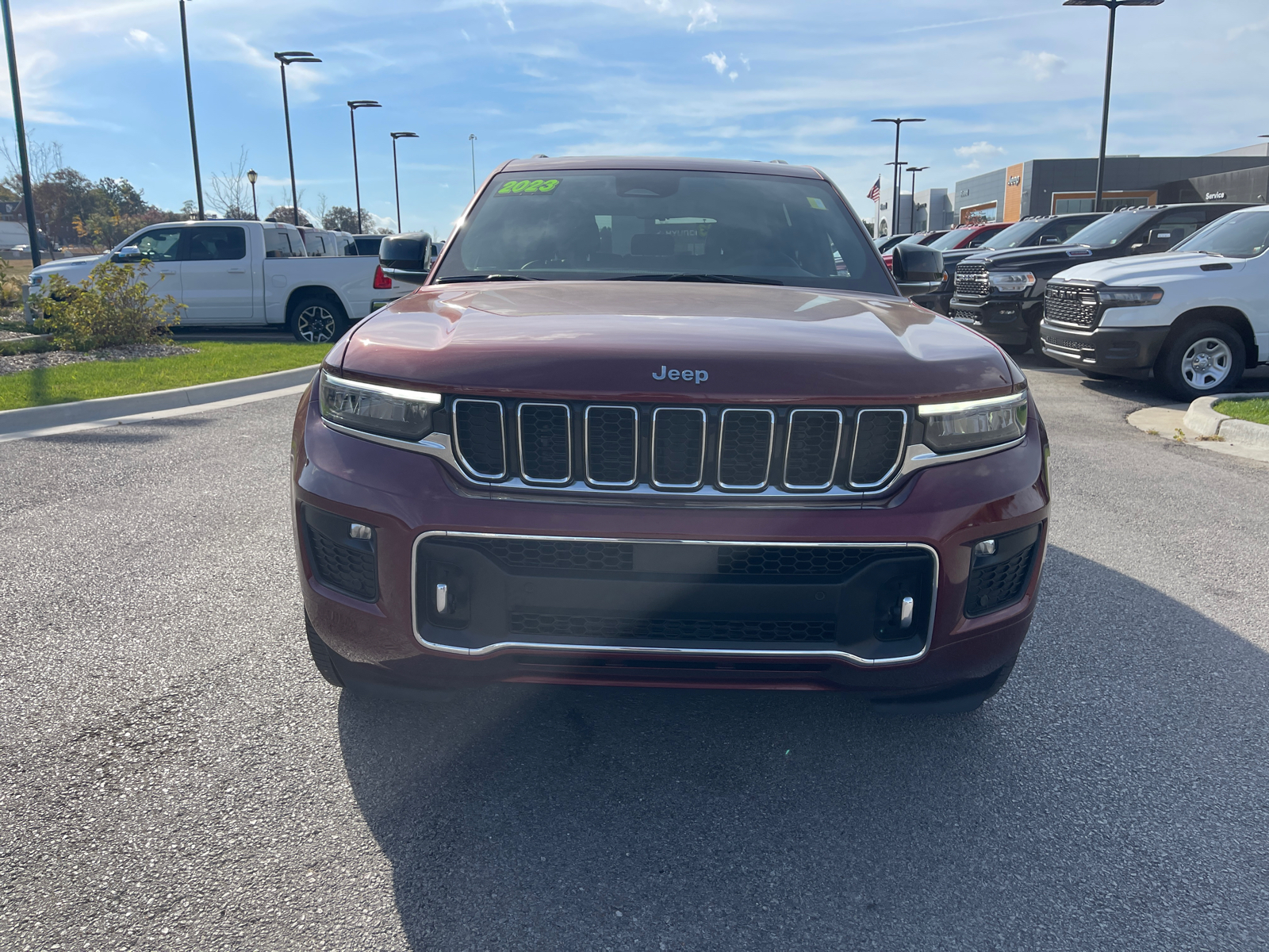 2023 Jeep Grand Cherokee Overland 3