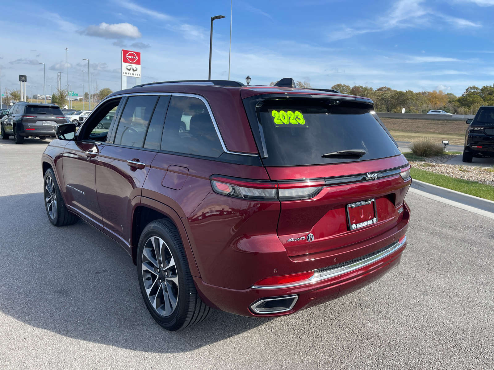 2023 Jeep Grand Cherokee Overland 7