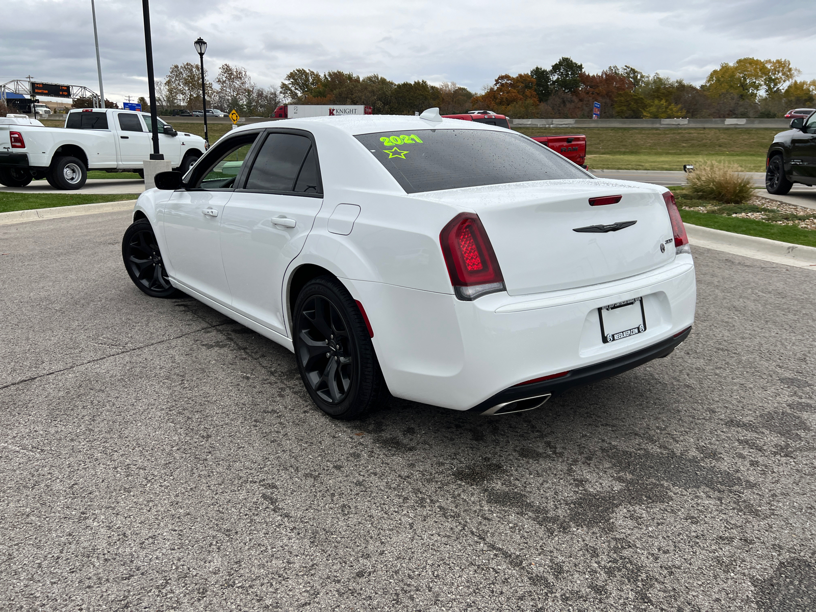 2021 Chrysler 300 Touring 7