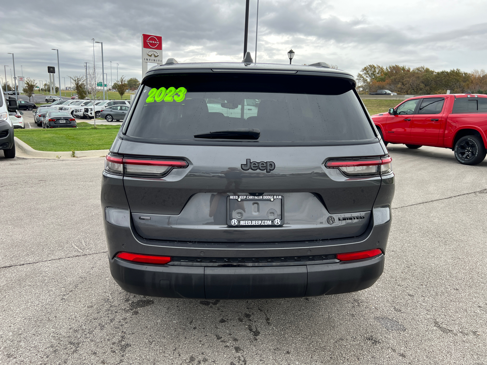 2023 Jeep Grand Cherokee L Limited 8