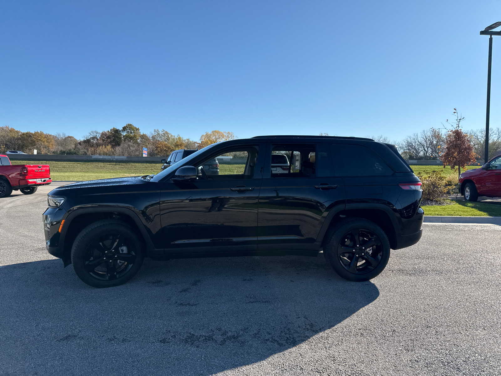 2023 Jeep Grand Cherokee Limited 5