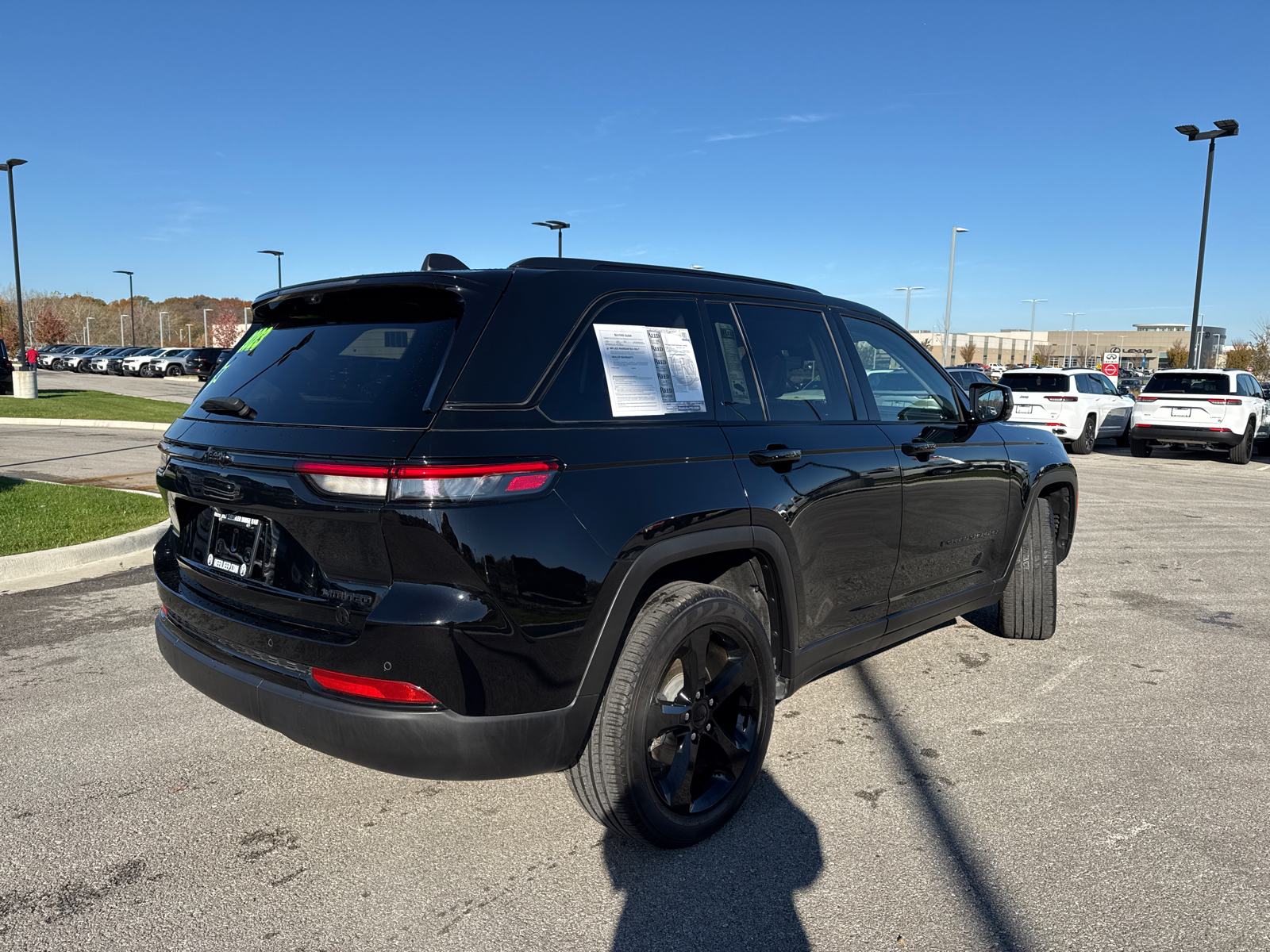 2023 Jeep Grand Cherokee Limited 10