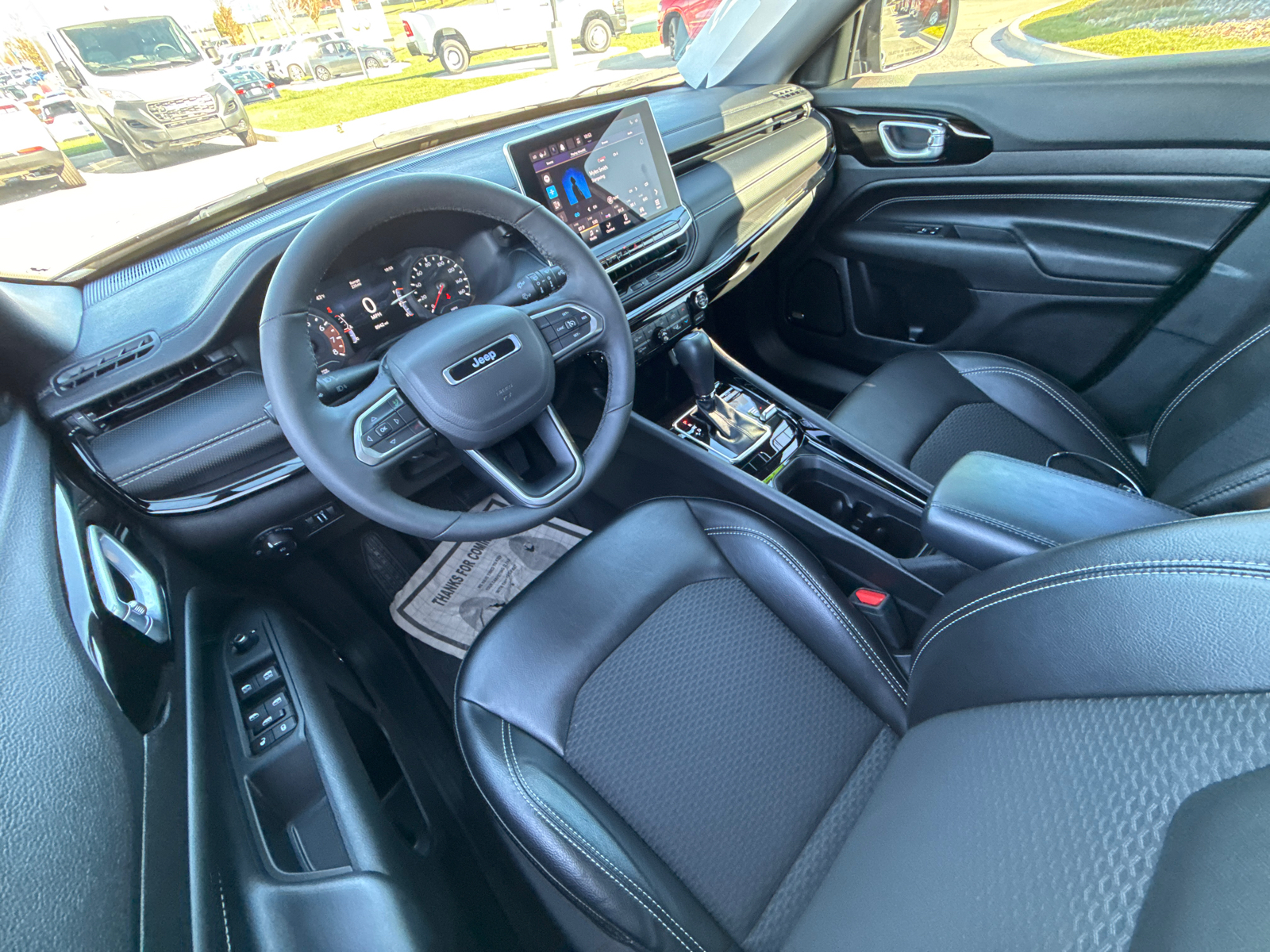 2023 Jeep Compass Altitude 13