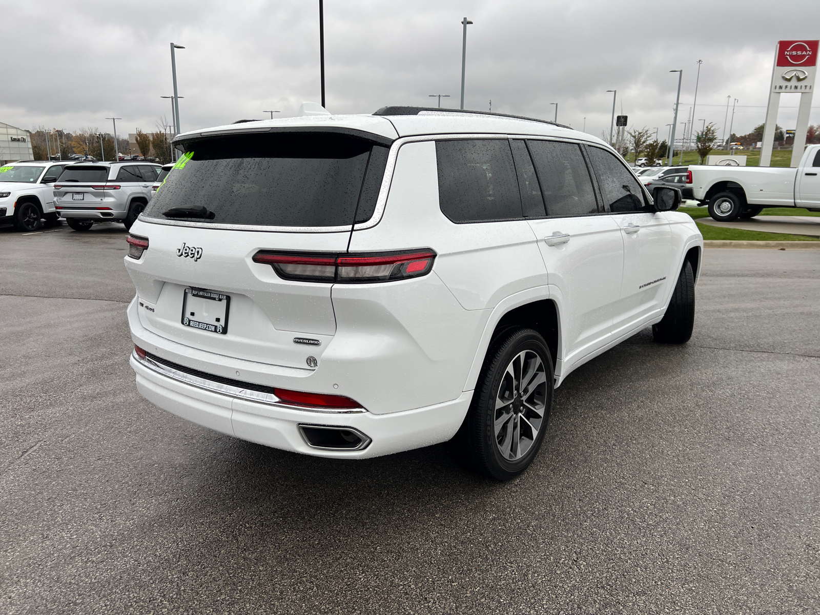 2022 Jeep Grand Cherokee L Overland 9