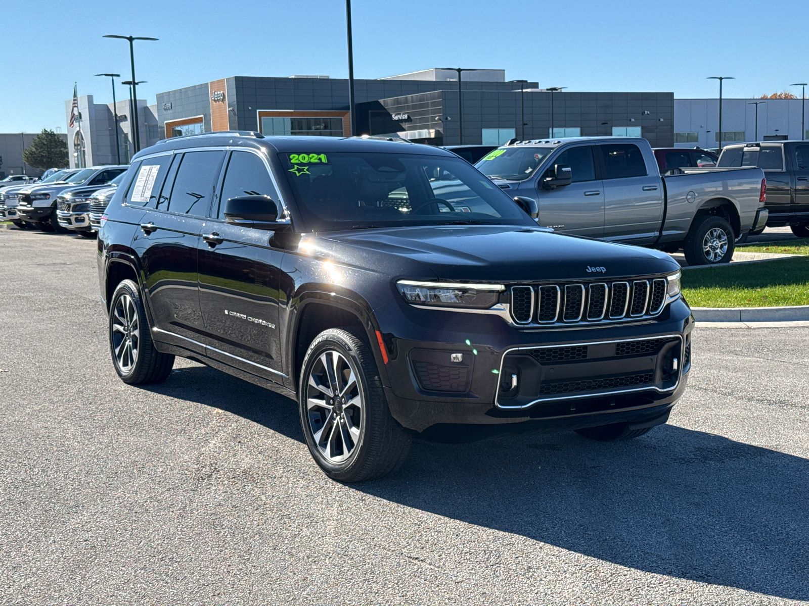 2021 Jeep Grand Cherokee L Overland 2