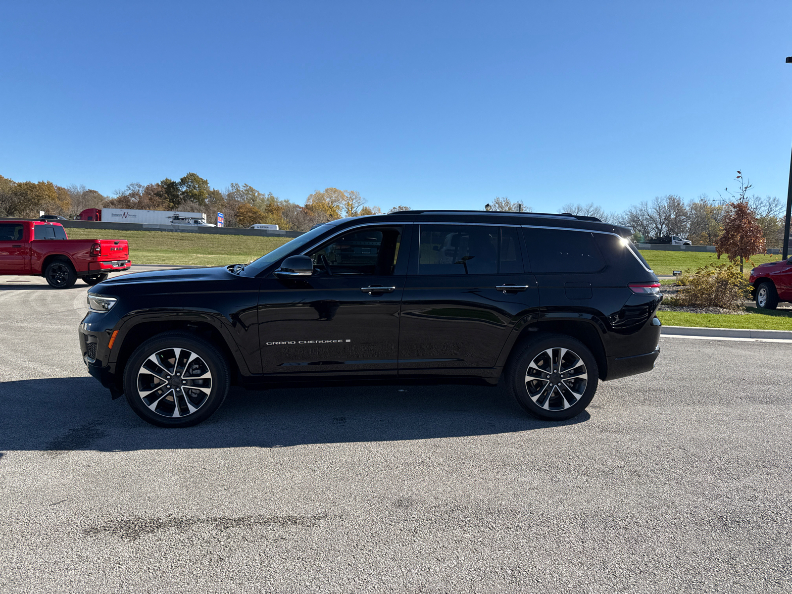 2021 Jeep Grand Cherokee L Overland 5