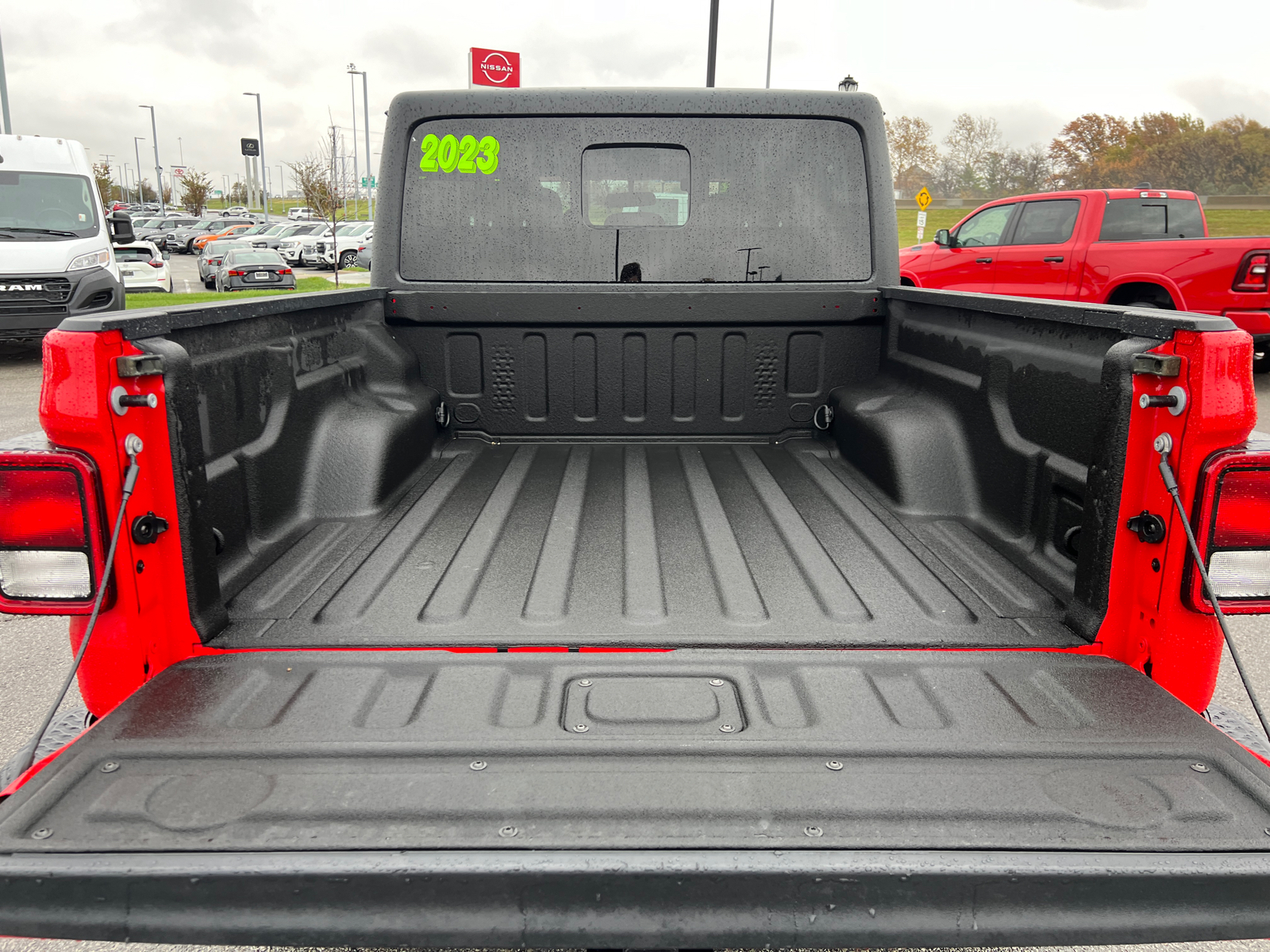 2023 Jeep Gladiator Sport S 4x4 10