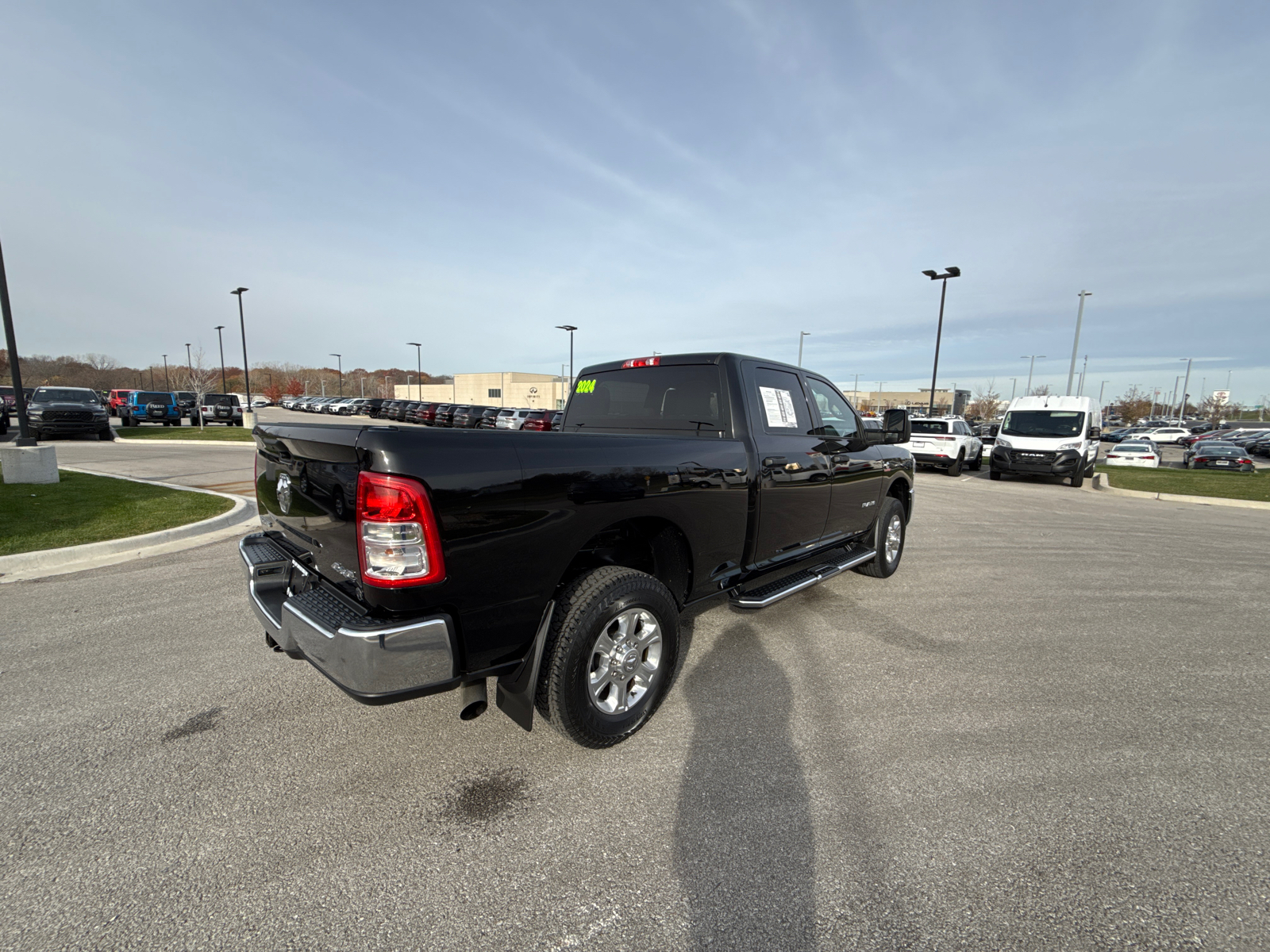 2024 Ram 2500 Big Horn 4x4 Crew Cab 64 Box 29