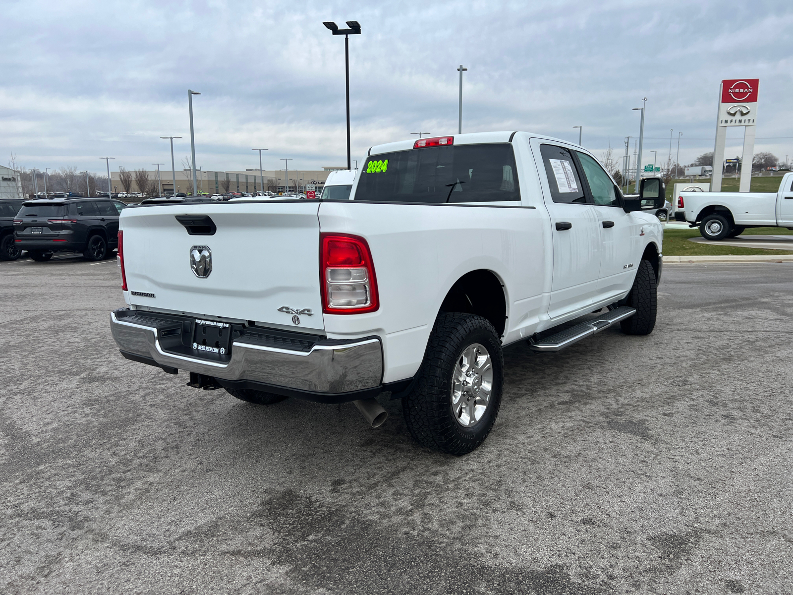 2024 Ram 2500 Big Horn 4x4 Crew Cab 64 Box 9