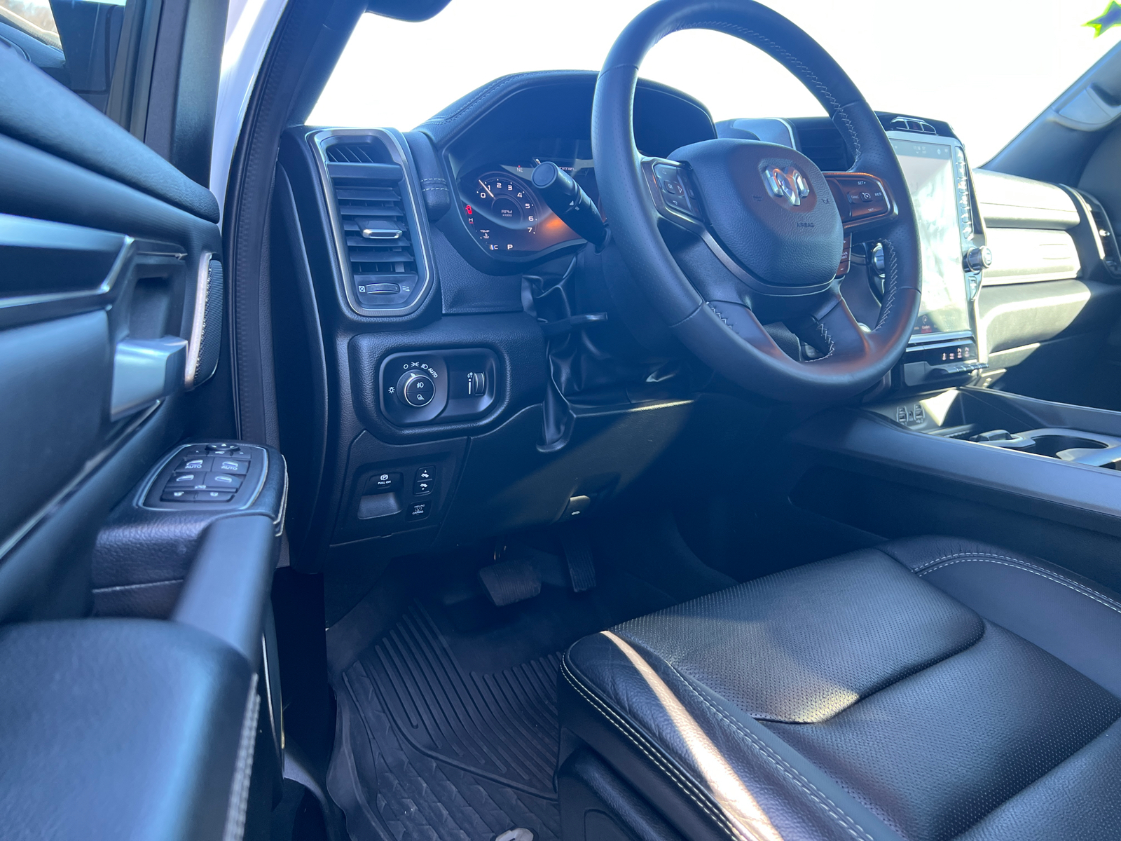 2023 Ram 1500 Rebel 4x4 Crew Cab 57 Box 17