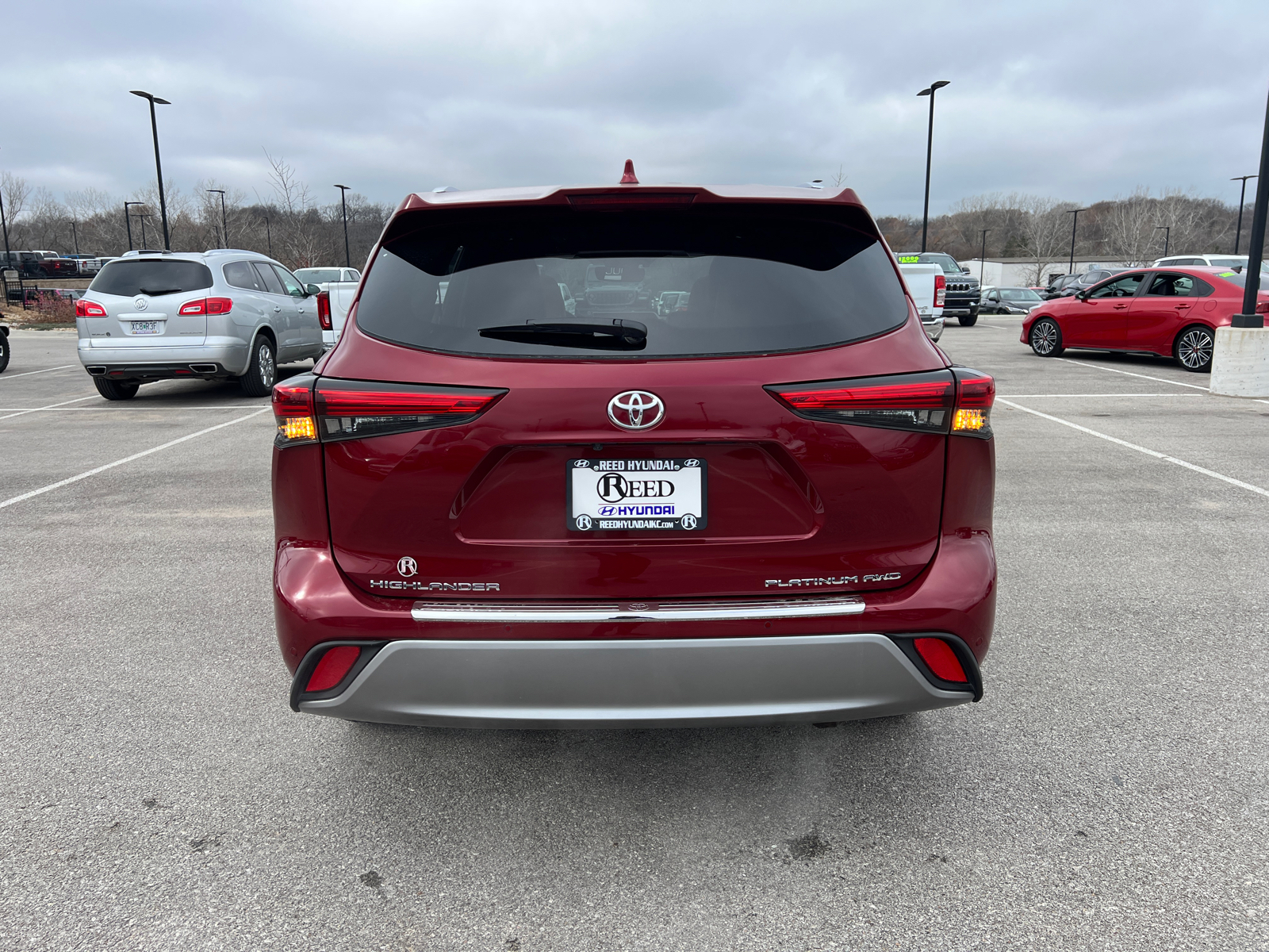 2022 Toyota Highlander Platinum 8