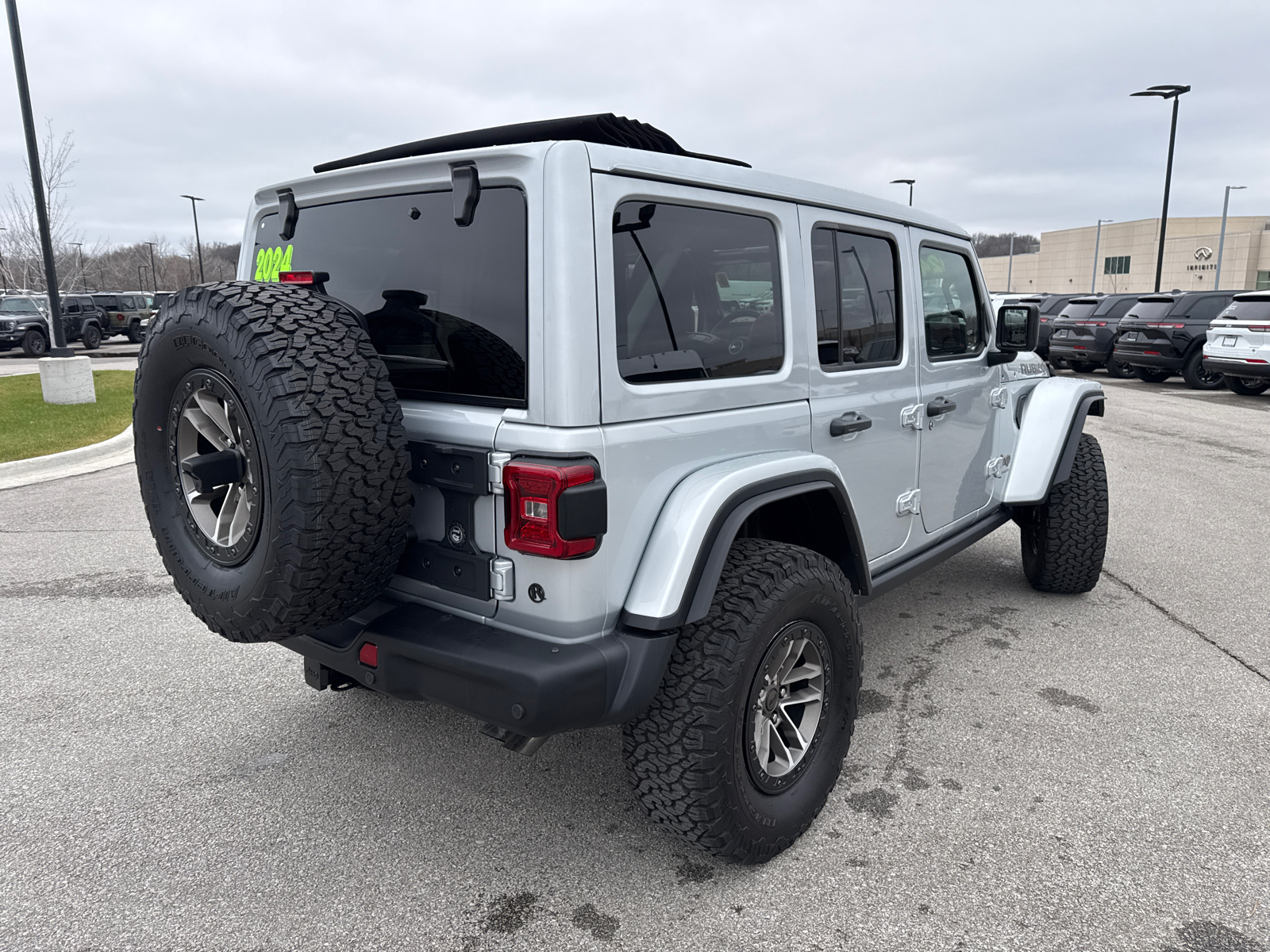 2024 Jeep Wrangler Rubicon 392 9