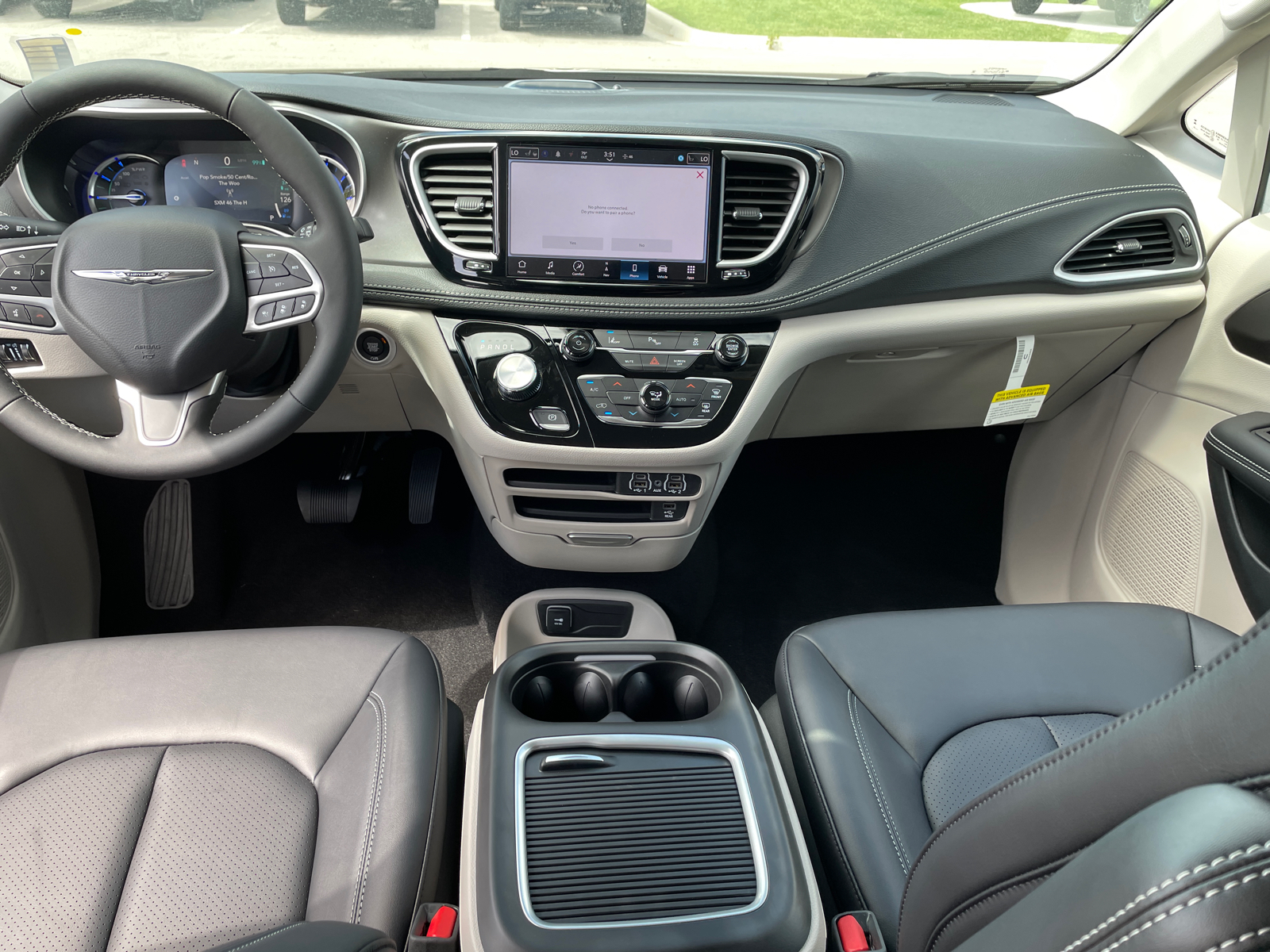 2024 Chrysler Pacifica Hybrid Select 15