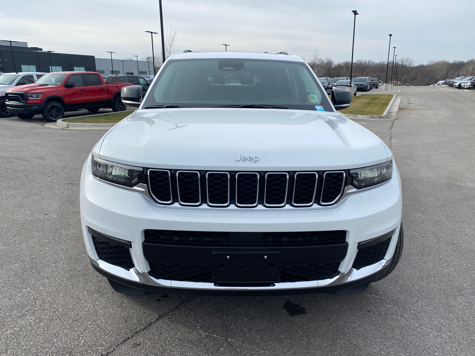 2024 Jeep Grand Cherokee L Limited 3