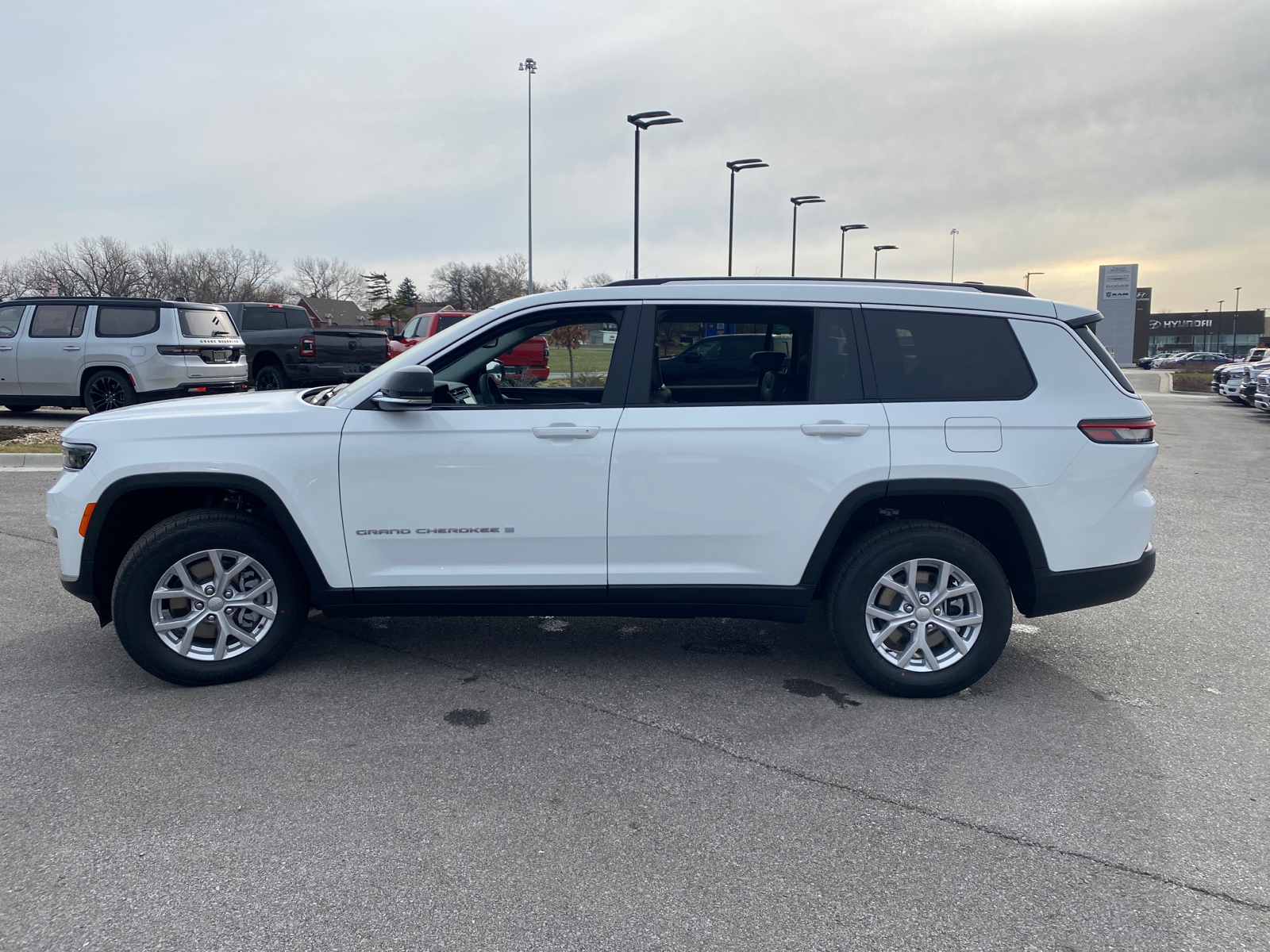 2024 Jeep Grand Cherokee L Limited 5