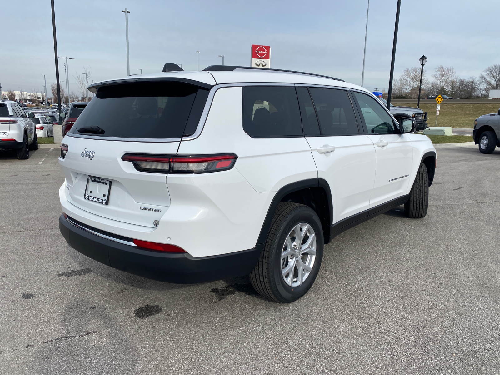 2024 Jeep Grand Cherokee L Limited 9